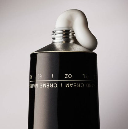 Salt & Stone - Black Rose & Oud kūno losjonas, 100ml